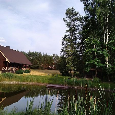 Juodalaukiai Alisa Kviecia. 빌라 외부 사진