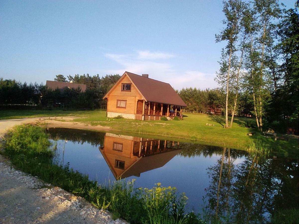 Juodalaukiai Alisa Kviecia. 빌라 외부 사진